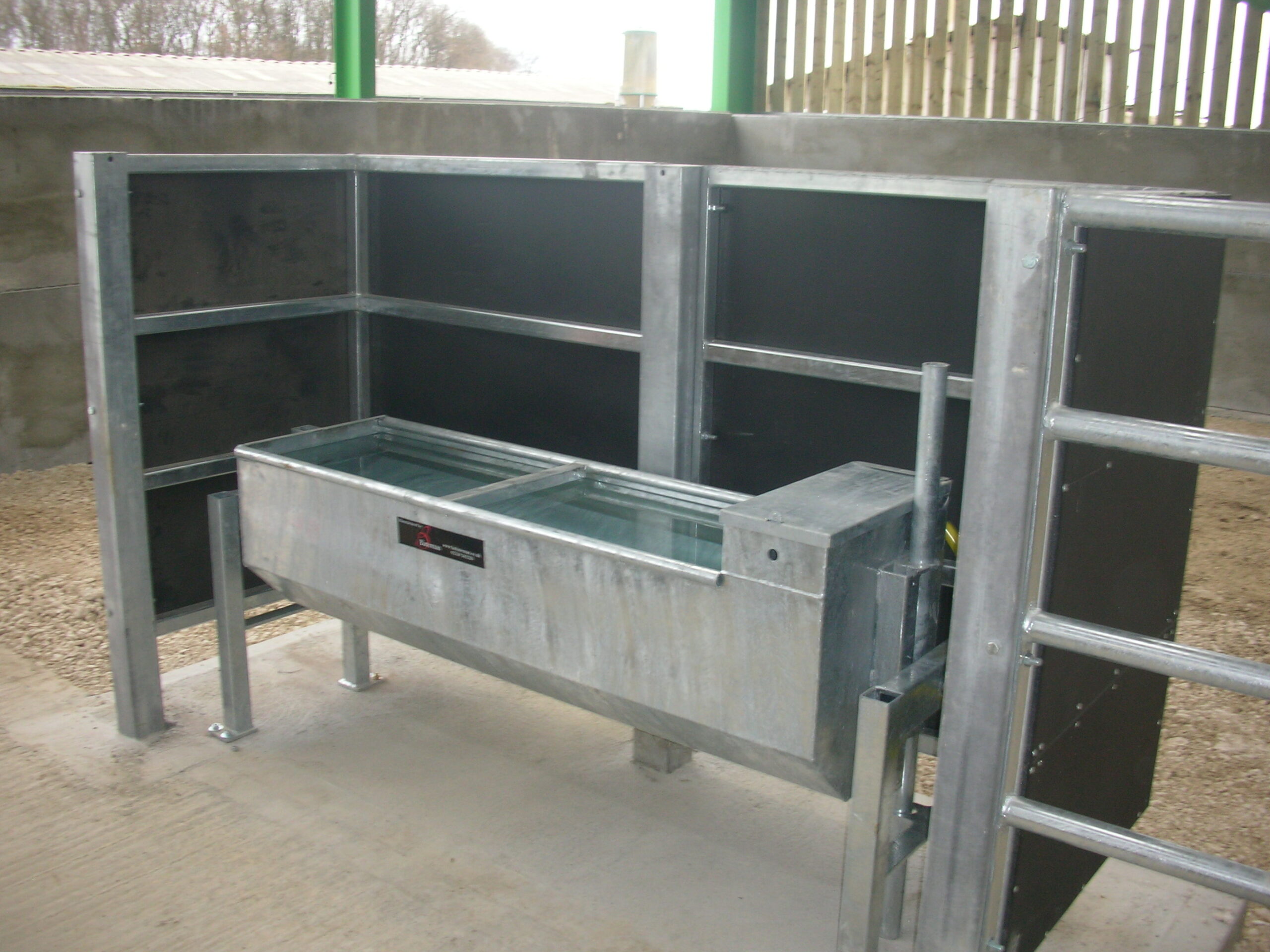 STOCKBOARD RECYCLED BLACK 8' X 4' 9MM-3894 STOCKBOARD RECYCLED BLACK 8' X 4' 9MM-3894