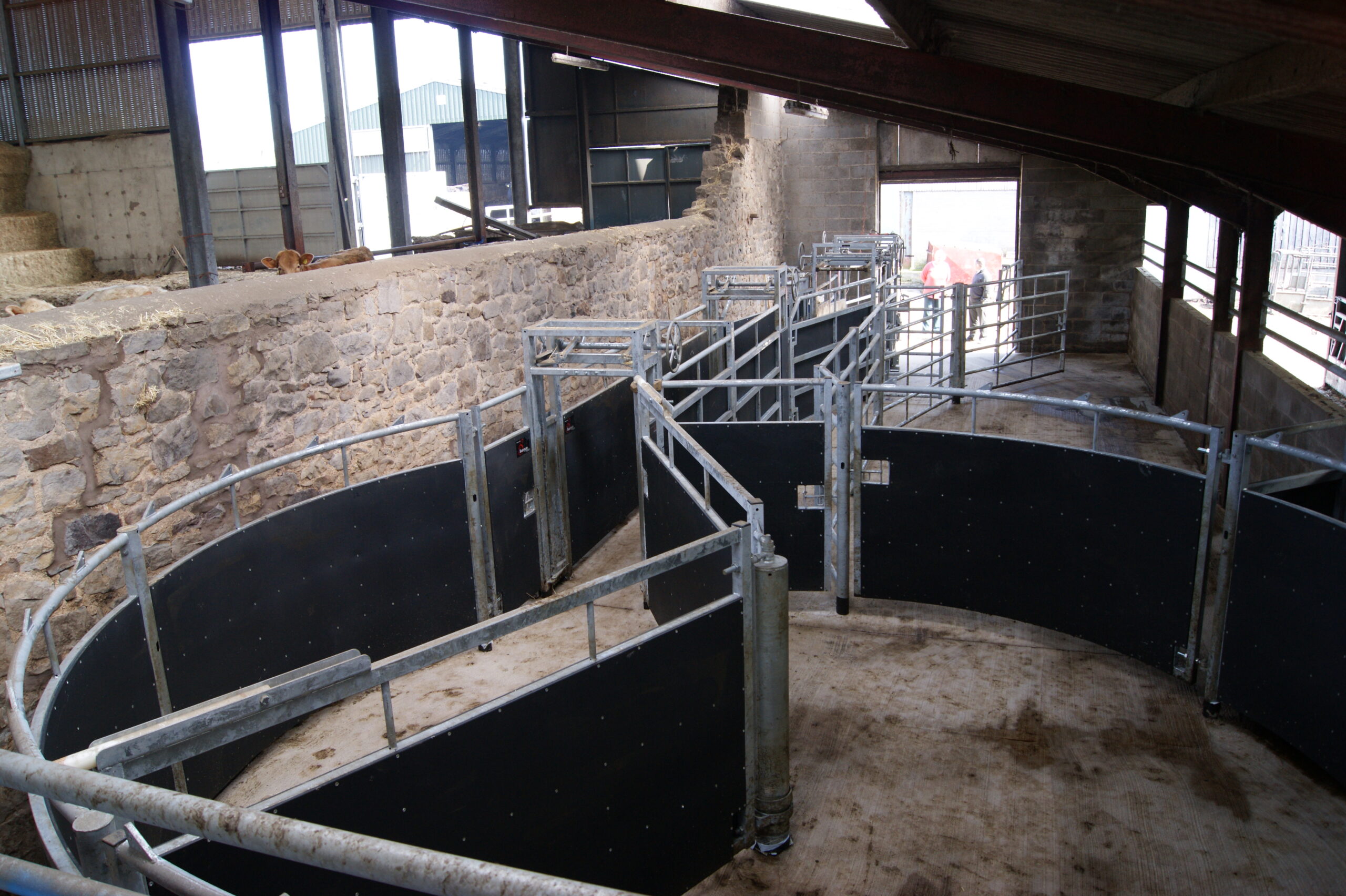 STOCKBOARD RECYCLED BLACK 8' X 4' 9MM-0 STOCKBOARD RECYCLED BLACK 8' X 4' 9MM-0