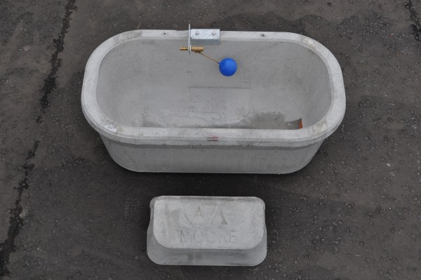 75g-Water-Trough-WOL-600x399