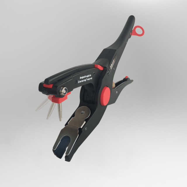 Zee Tag Z2 No Tear Cattle Tagger - Davidsons Farm & Country