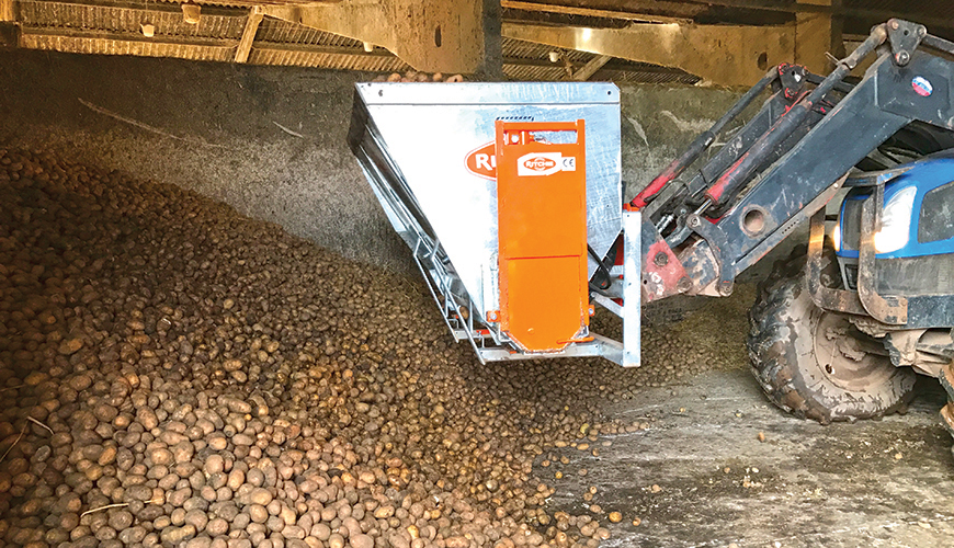 1883G-RG-Feeder-working-3662-870x500