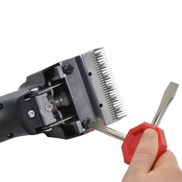 Heiniger Progress Horse Clippers Davidsons Farm & Country